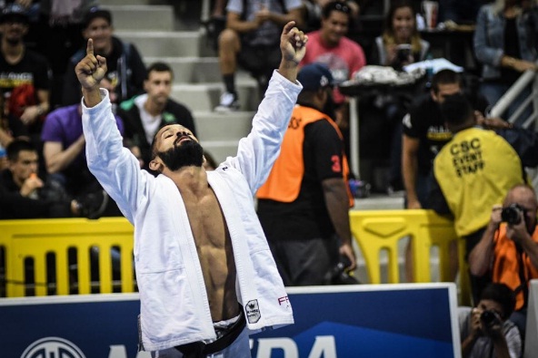 Bruno Malfacine vai em busca do seu 10º título mundial no Jiu-Jitsu (Foto: FloGrappling)