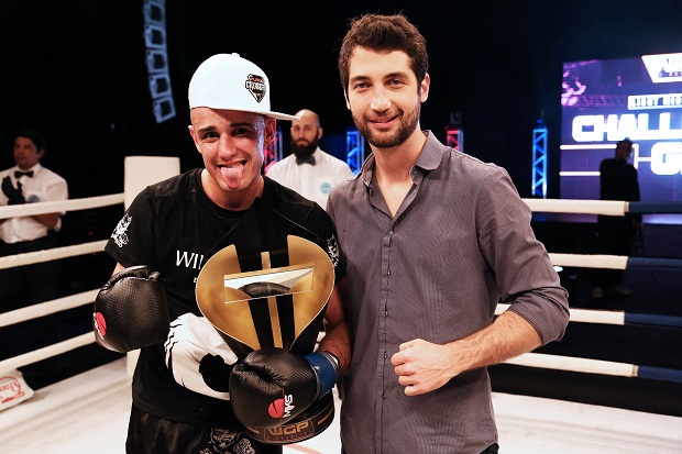 Marcelo Dionisio despachou Luis Castañeda e Sebastian Martino para levar o GP (Foto: David Leite)