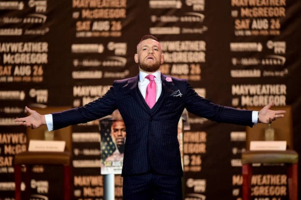 Conor McGregor receberá quantia milionária em duelo contra Floyd Mayweather (Foto: Getty Images)