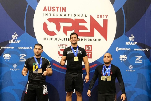 Americano fatura três ouros e se destaca na disputa do Austin Open de Jiu-Jitsu; confira
