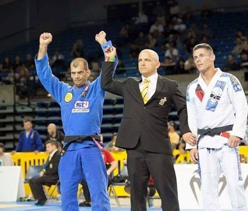 Wellington Megaton Dias faturou dois ouros na disputa do Mundial Master (Foto: IBJJF)