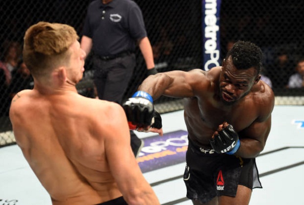 Em uma grande reviravolta, Uriah Hall superou Jotko e voltou a vencer pelo Ultimate (Foto: Getty Images)