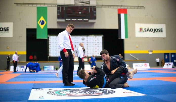 FBJJ/UAEJJF
