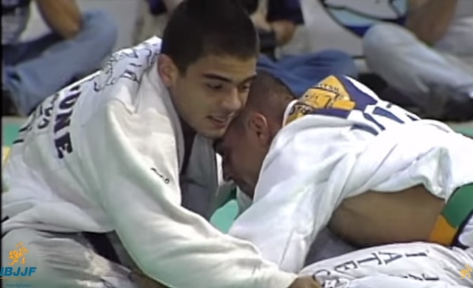Vídeo: 20 anos depois, assista à final entre Royler e Shaolin no Mundial de 97