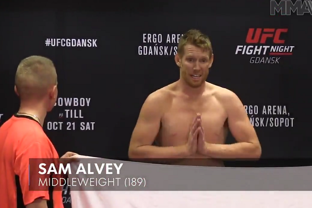 Escalado de última hora, Sam Alvey é o único lutador a não bater o peso para o UFC Polônia; veja os detalhes
