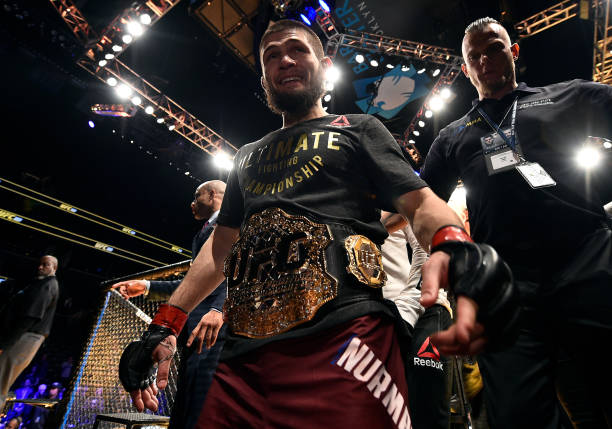 Khabib revela negociação com UFC para McGregor ser o seu primeiro desafiante