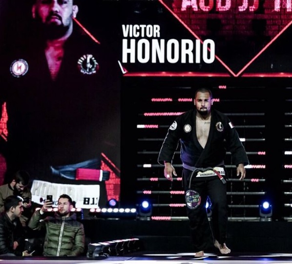 Victor Honório analisa duelo contra ‘peso-pesado clássico’ no ACB JJ 12 de olho no título com quimono