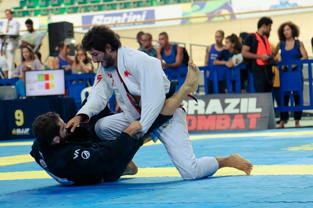 Servio Tulio chegou com tudo na faixa-preta e foi campeão mais uma vez, agora no Rio Open (Foto: Vitor Freitas)