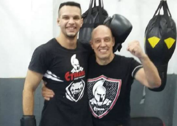 Coordenador de Muay Thai no CT Brasil, Augusto cita benefícios da modalidade e diz: ‘Molda o indivíduo’
