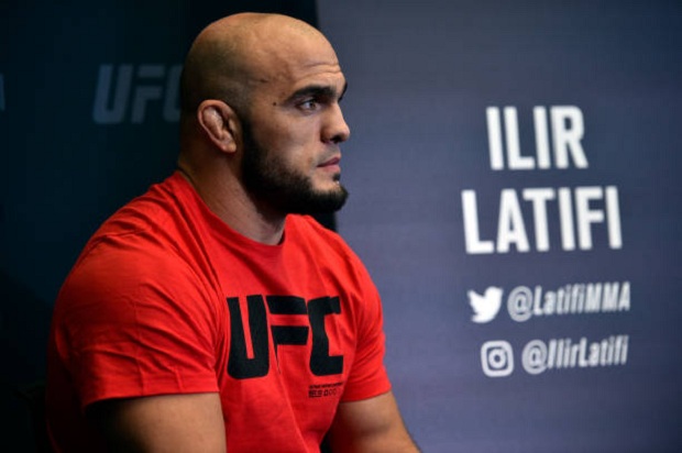 Ilir Latifi sofre lesão e deixa duelo contra Glover Teixeira no UFC Hamburgo; confira os detalhes