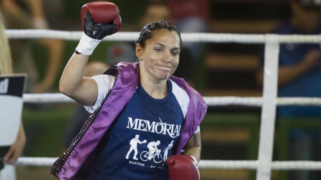 Influência da mãe e em busca de saúde: veja como Rose Volante se tornou campeã mundial de Boxe