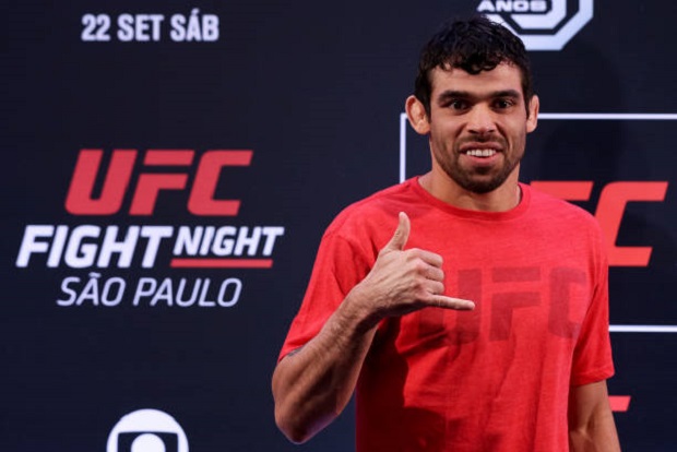 Renan Barão cita mudanças e expectativa para voltar a vencer no UFC SP: ‘Vou recuperar meu espaço’
