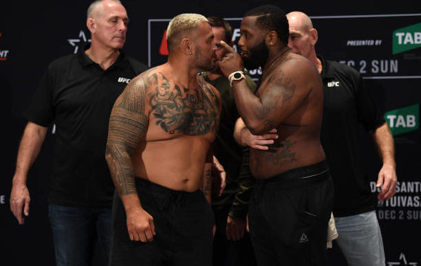 Hunt e Willis protagonizam confusão em pesagem do UFC Austrália; veja como foi