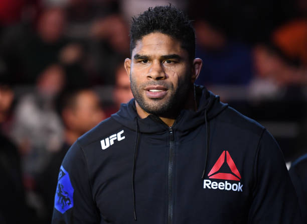 Alistair Overeem é apontado como favorito em duelo contra Oleynik no UFC São Petersburgo