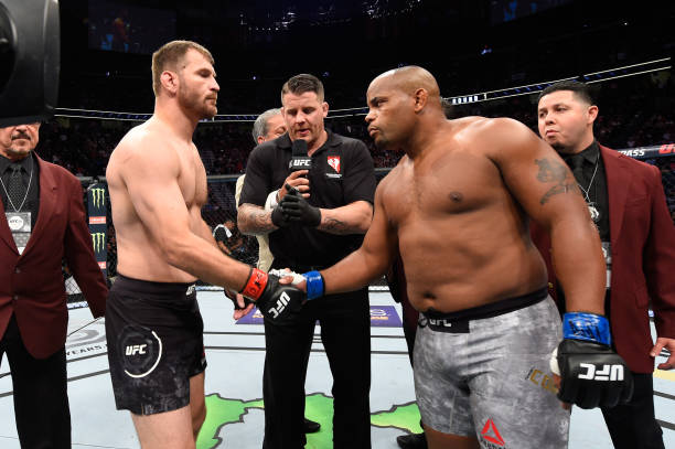 UFC 241 Cormier X Miocic 2: assista a simulação da luta principal