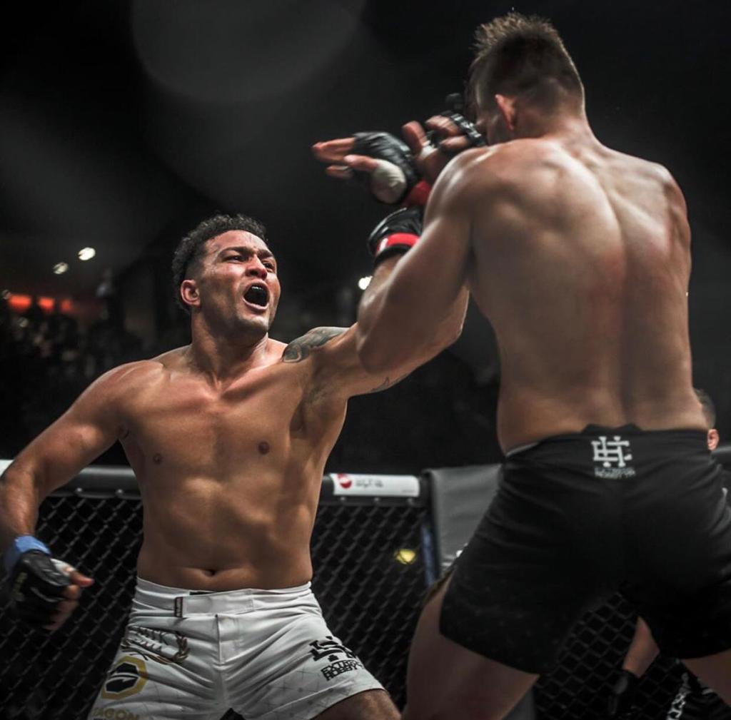 Perto de uma chance pelo cinturão, ex-UFC Henrique Frankenstein encara casca-grossa no Oktagon MMA