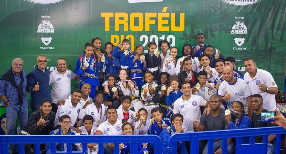 Líder da Geração UPP celebra título no Troféu Rio e valoriza FJJD-Rio: ‘Permitem a construção de sonhos’