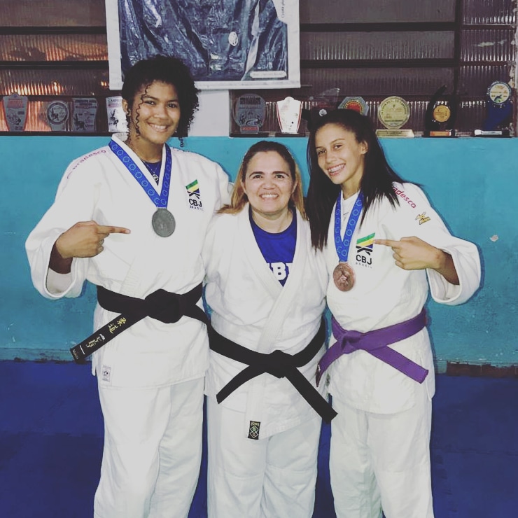 Luana e Beatriz celebram convocação para o Mundial sub-18; Sensei da equipe Umbra elogia ‘atletas de ouro’