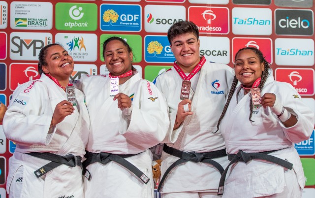 Beatriz Souza fatura ouro e seleção brasileira encerra participação no Grand Slam de Brasília com 17 medalhas