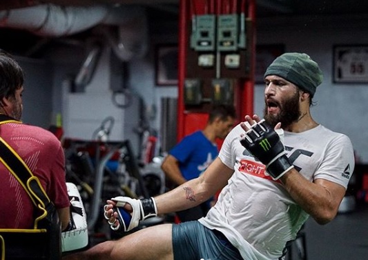Masvidal é visto como favorito para conquistar cinturão de ‘mais casca-grossa do mundo’ contra Nate no UFC 244