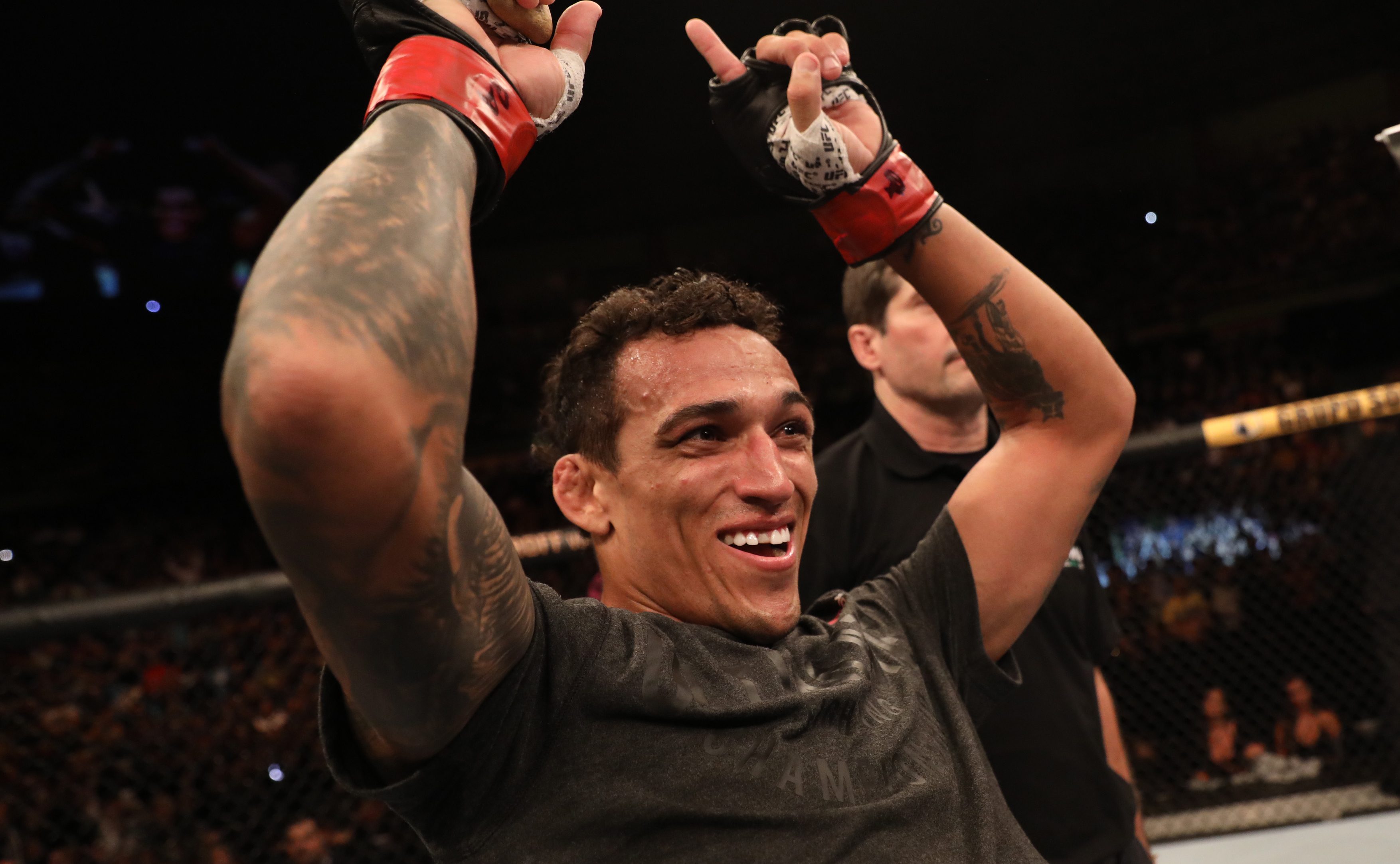 Sem ‘Luta da Noite’, UFC São Paulo premia Do Bronx, Ricardo Carcacinha e gringos com bônus por performance; confira