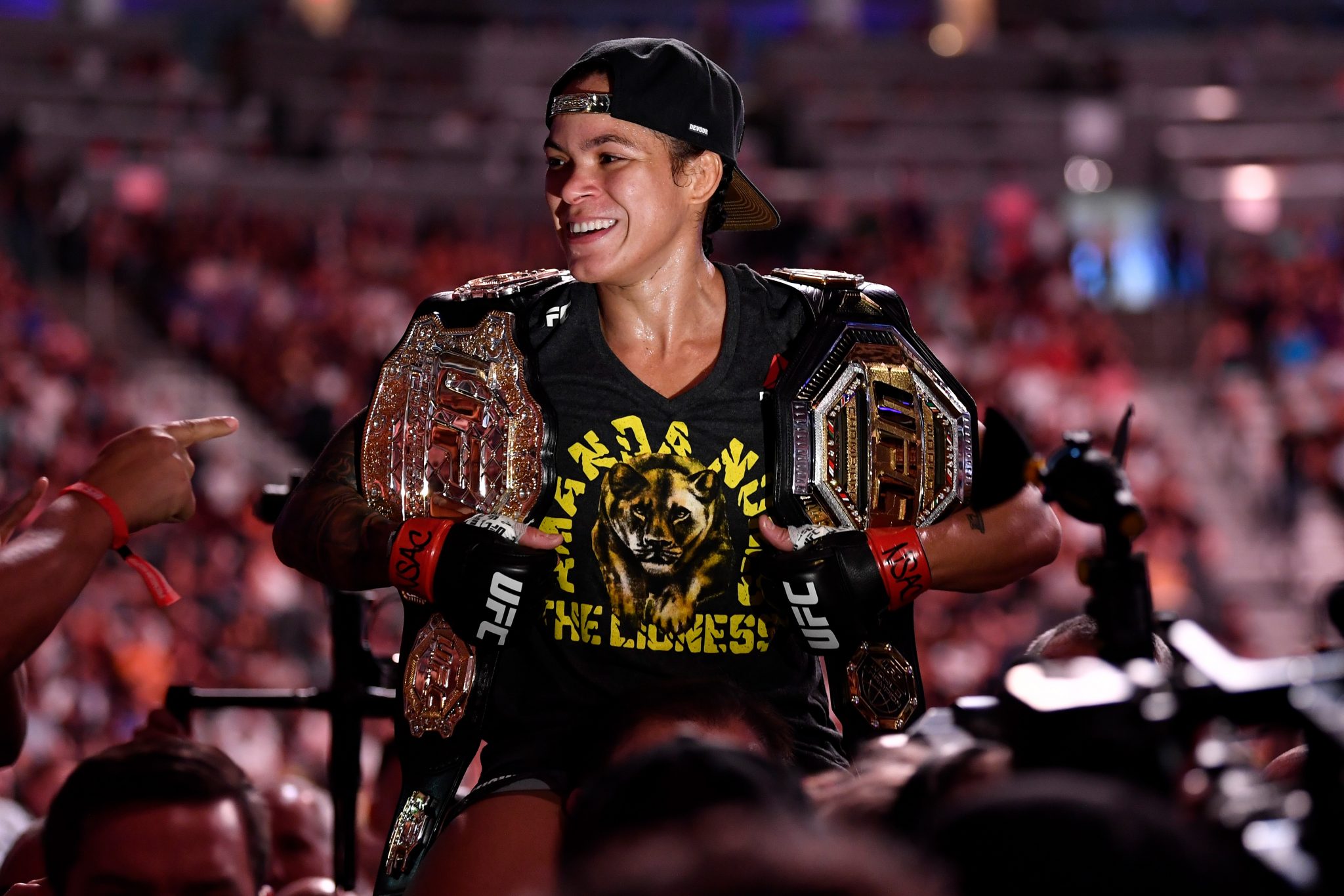 Antes do UFC 245, Amanda Nunes reafirma ser maior da história: ‘Venho provando e exigo respeito’