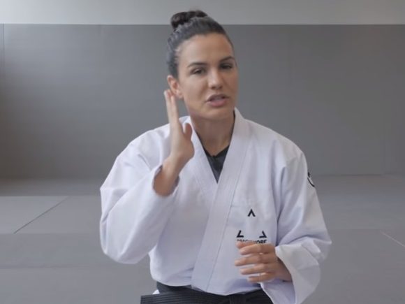 Você tem ‘orelha de repolho’? Kyra Gracie dá dicas para atletas de Jiu-Jitsu evitarem esse problema