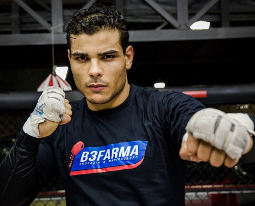 Paulo Borrachinha mostra revolta após Adesanya simular ‘ato sexual’ no UFC 253: ‘Vou arrancar a cabeça desse palhaço’