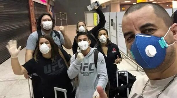 Dana publica foto de Bate-Estaca em Las Vegas e reforça objetivo de fazer UFC 249 na data prevista