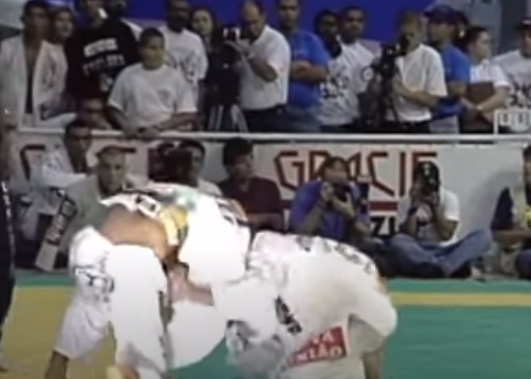Para assistir na quarentena: relembre o clássico entre Royler e Shaolin na final do Mundial de 97