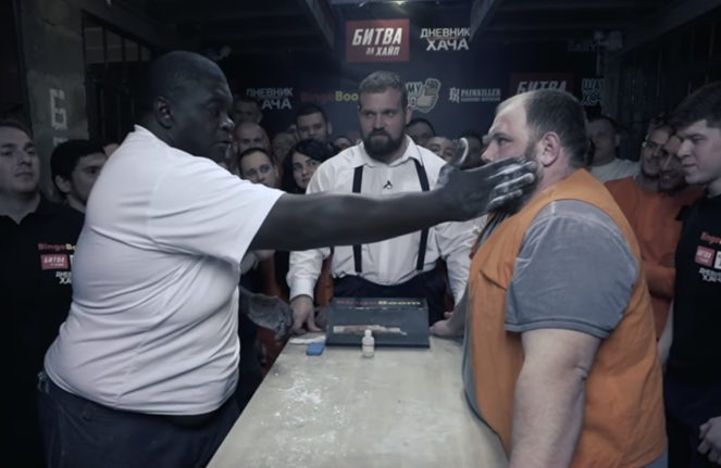 Filho de ‘lenda do MMA nacional’, Zuluzinho participa de torneio de tapas e conta experiência; assista