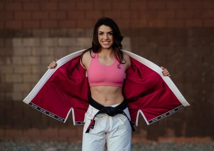 Em preparação para combate no UFC, Mackenzie Dern entra em ação contra o câncer de mama: ‘Muito feliz por ajudar’
