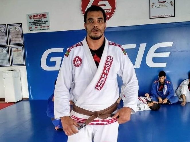 Campeão baiano de Jiu-Jitsu morre aos 41 anos após se engasgar com pedaço de carne; equipe presta solidariedade
