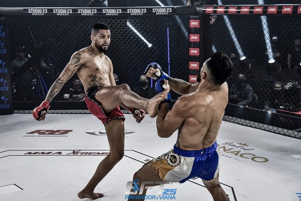 ‘Sensação’ no SFT Xtreme, Raphael Dengue mira cinturão e projeta migração para o MMA: ‘Eu não tenho nada a perder’