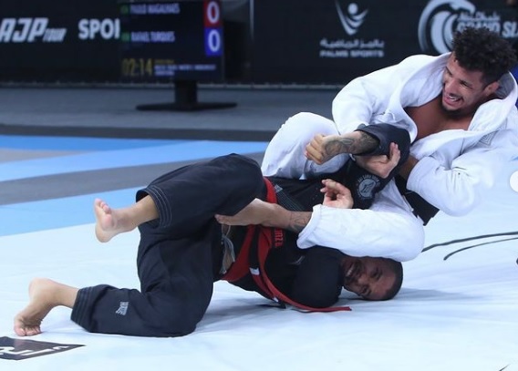 Com show de Jiu-Jitsu, campeões na faixa-preta são definidos no Abu Dhabi Grand Slam Rio da AJP