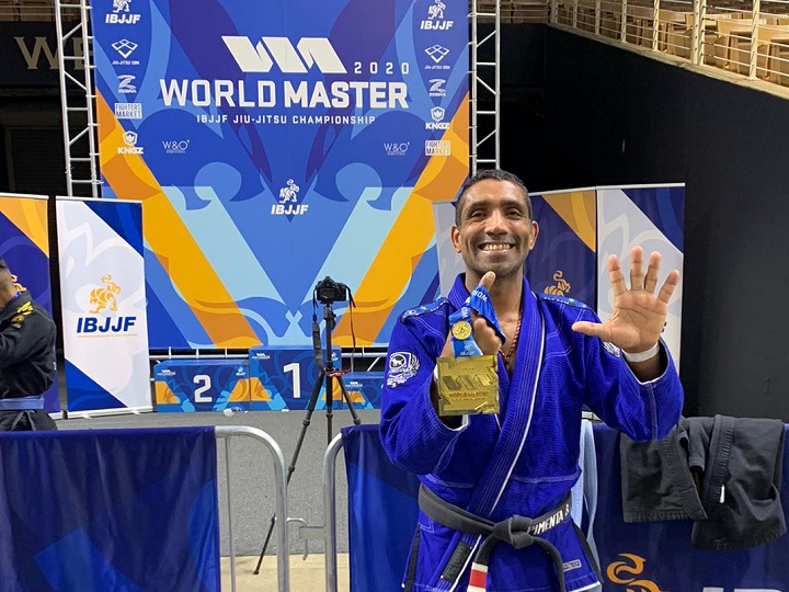 Denilson Pimenta mantém hegemonia no Mundial Master da IBJJF em 2020, conquista sexto título do torneio e crava: ‘O segredo é cuidar do corpo’
