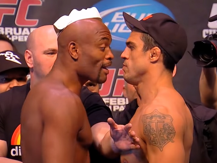 Vídeo: vitória por nocaute de Anderson Silva sobre Vitor Belfort no UFC 126 completa 10 anos; relembre como foi na análise de Vitor Miranda
