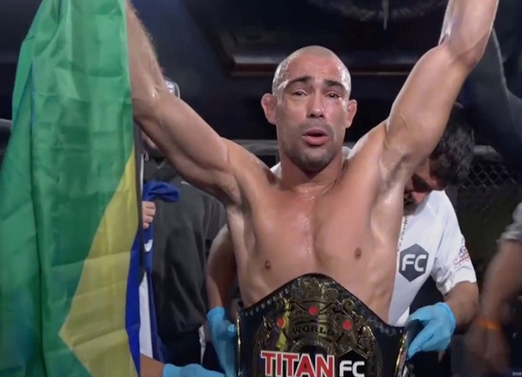 Brasileiro Victor Dias tem atuação de gala e fatura cinturão no Titan FC 68; manauara de 18 anos estreia no MMA com vitória no LFA