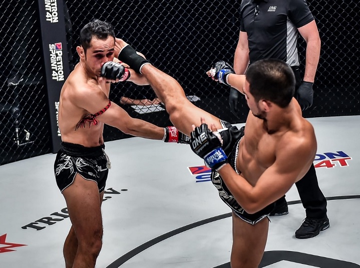 Disputa de cinturão mundial de Muay Thai é destaque no ‘RedeTV! Extreme Fighting’ desta sexta-feira