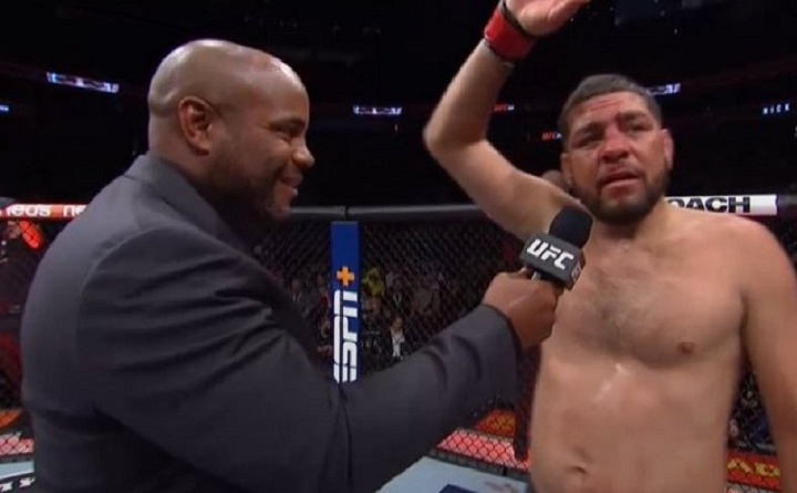 Derrotado em retorno ao UFC, Nick Diaz evita desculpas: ‘Feliz por dar um show aos fãs’