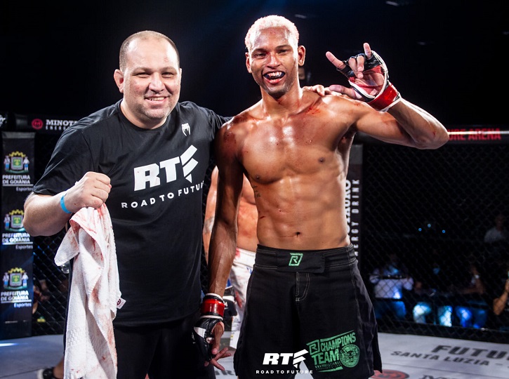 Atleta surdo, Paulo Henrique ‘Laia’ supera adversidades e brilha no MMA nacional: ‘É um grande exemplo’