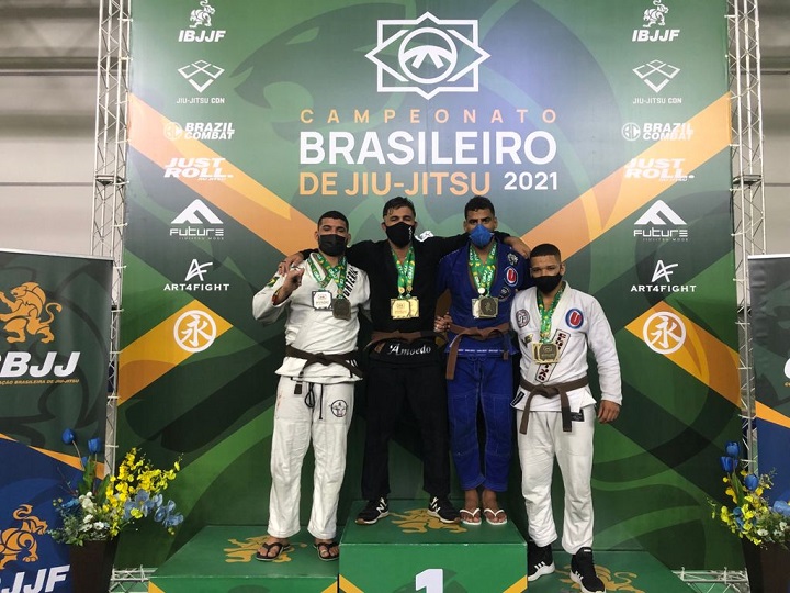 Brasileiro de Jiu-Jitsu: Pedro Machado e Vitória Vieira conquistam o ouro duplo na faixa-marrom