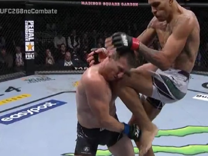 Vídeo: carrasco de Adesanya, Poatan aplica joelhada voadora brutal e vence em estreia no UFC; assista