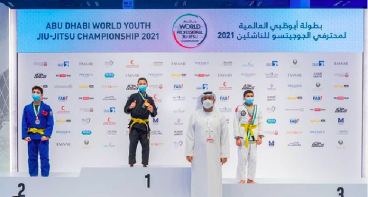 Aos 11 anos, aluno de projeto social é campeão de Jiu-Jitsu em Abu Dhabi: ‘Muita luta para chegar até aqui’