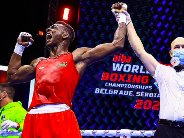 Com medalha garantida, brasileiro Keno Marley luta por vaga na final do Mundial de Boxe; saiba mais