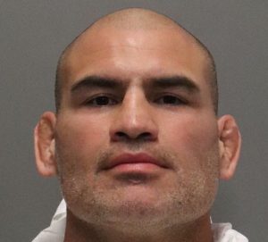Cain Velásquez é preso nos Estados Unidos após tentativa de homicídio; veja os detalhes