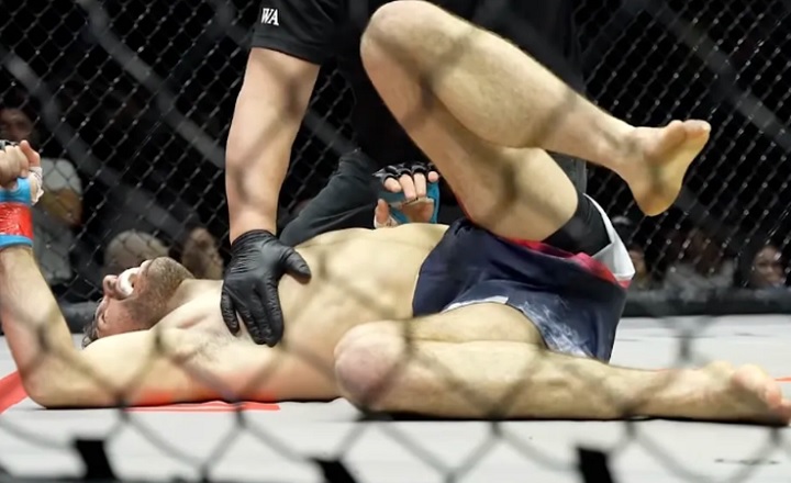 Vídeo: lutador de MMA quebra a perna de forma ‘chocante’ em lesão semelhante a de Anderson Silva