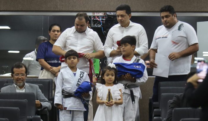 GM Osvaldo Alves é homenageado em missa de sétimo dia na Assembleia Legislativa do Amazonas