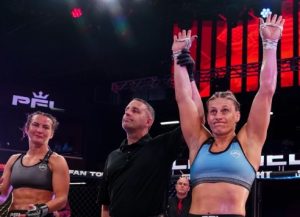 Kayla conquistou mais uma expressiva vitória na PFL MMA (Foto: Divulgação/PFL)