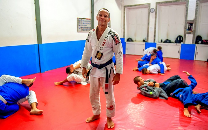 Em novo artigo na TATAME, Luiz Dias fala sobre o uso de bebidas e demais drogas antes dos treinos de Jiu-Jitsu (Foto: Ilan Pellenberg)